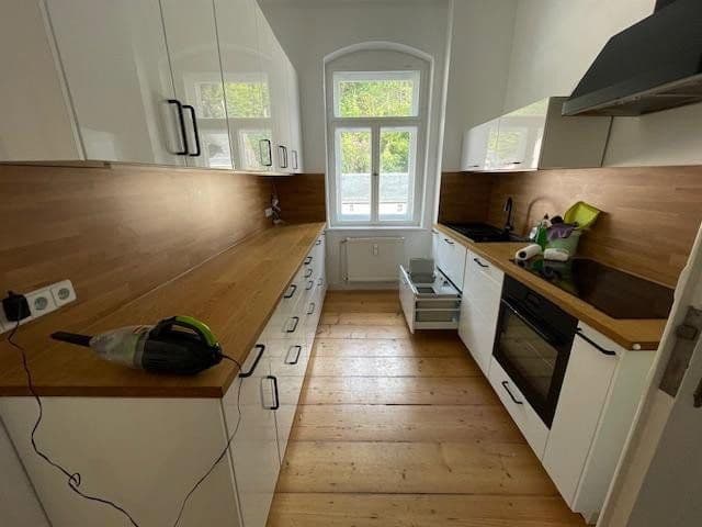 Prenájom bytu 6-izbový 180 m², Roßmäßlerstraße 7, Tharandt, Sasko Prenájom bytu 6-izbový 180 m², Roßmäßlerstraße 7, Tharandt, Sasko