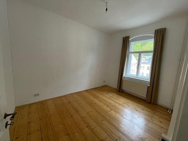 Prenájom bytu 6-izbový 180 m², Roßmäßlerstraße 7, Tharandt, Sasko Prenájom bytu 6-izbový 180 m², Roßmäßlerstraße 7, Tharandt, Sasko