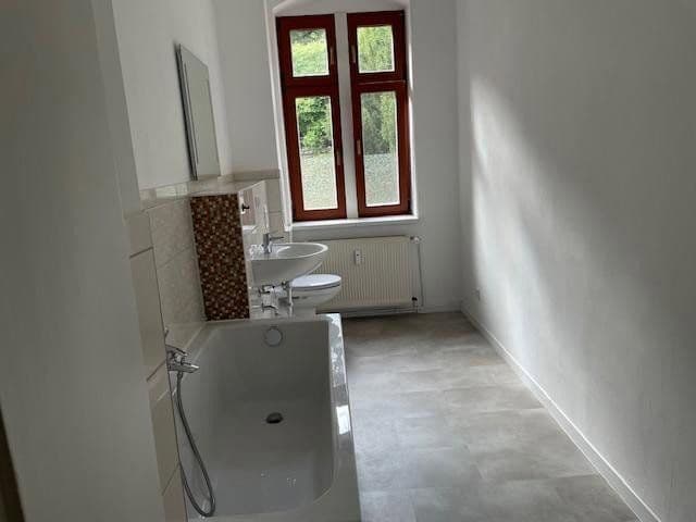 Prenájom bytu 6-izbový 180 m², Roßmäßlerstraße 7, Tharandt, Sasko Prenájom bytu 6-izbový 180 m², Roßmäßlerstraße 7, Tharandt, Sasko