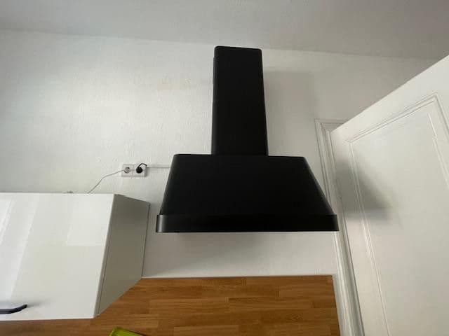 Prenájom bytu 6-izbový 180 m², Roßmäßlerstraße 7, Tharandt, Sasko Prenájom bytu 6-izbový 180 m², Roßmäßlerstraße 7, Tharandt, Sasko