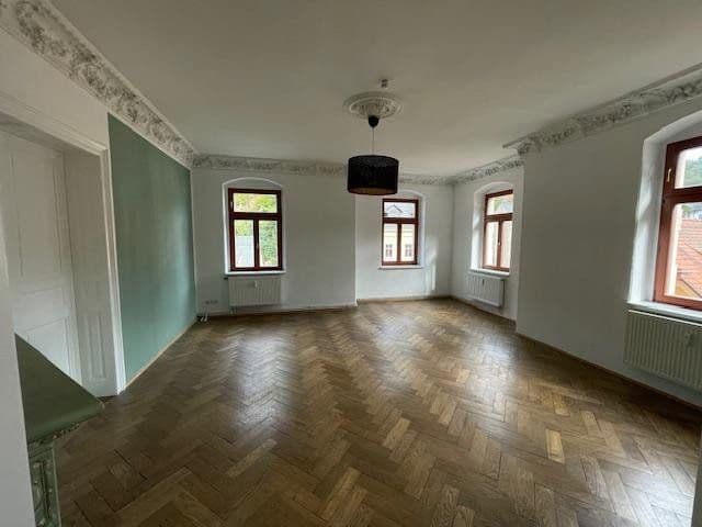 Prenájom bytu 6-izbový 180 m², Roßmäßlerstraße 7, Tharandt, Sasko Prenájom bytu 6-izbový 180 m², Roßmäßlerstraße 7, Tharandt, Sasko