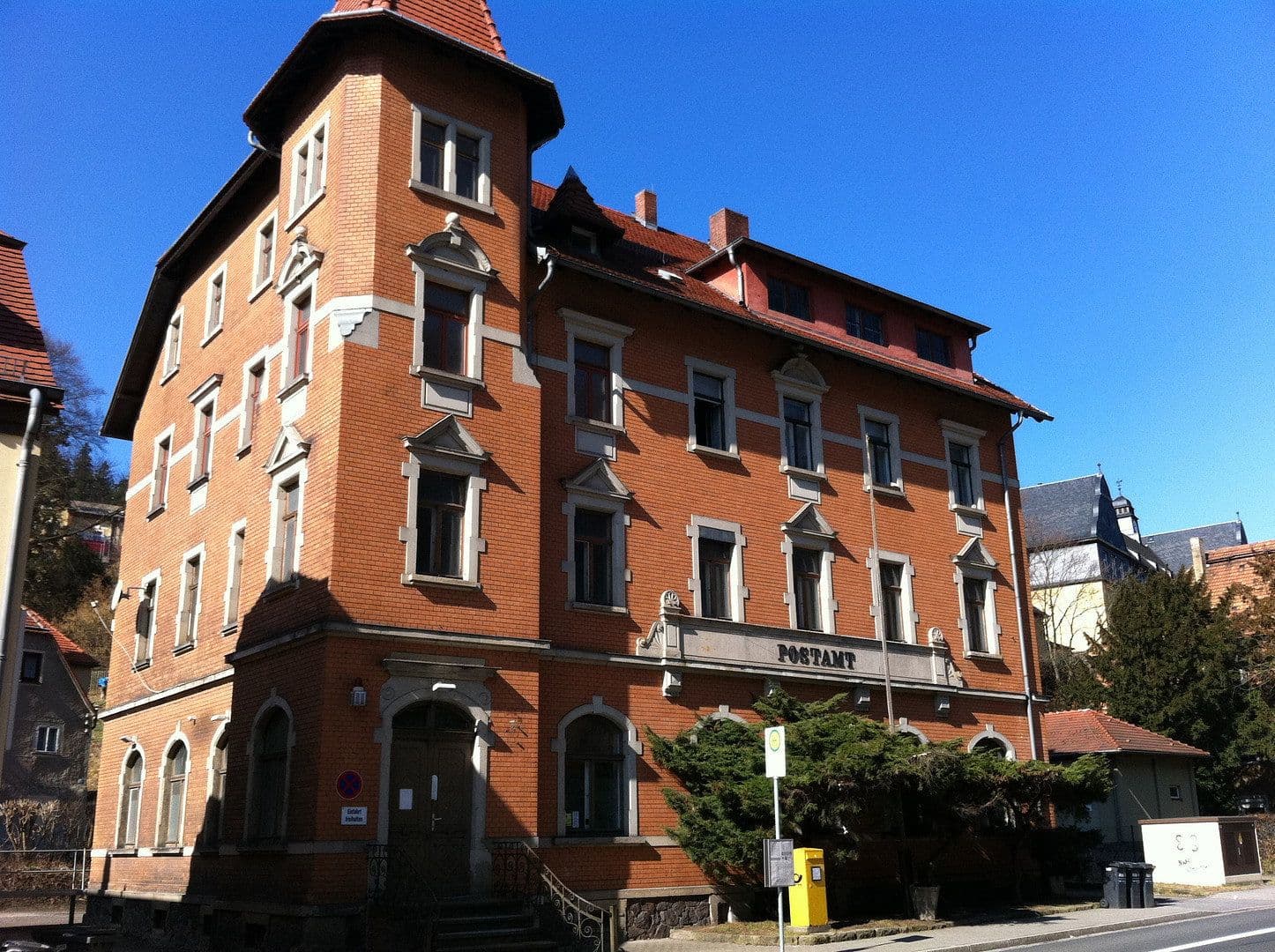 Prenájom bytu 6-izbový 180 m², Roßmäßlerstraße 7, Tharandt, Sasko Prenájom bytu 6-izbový 180 m², Roßmäßlerstraße 7, Tharandt, Sasko