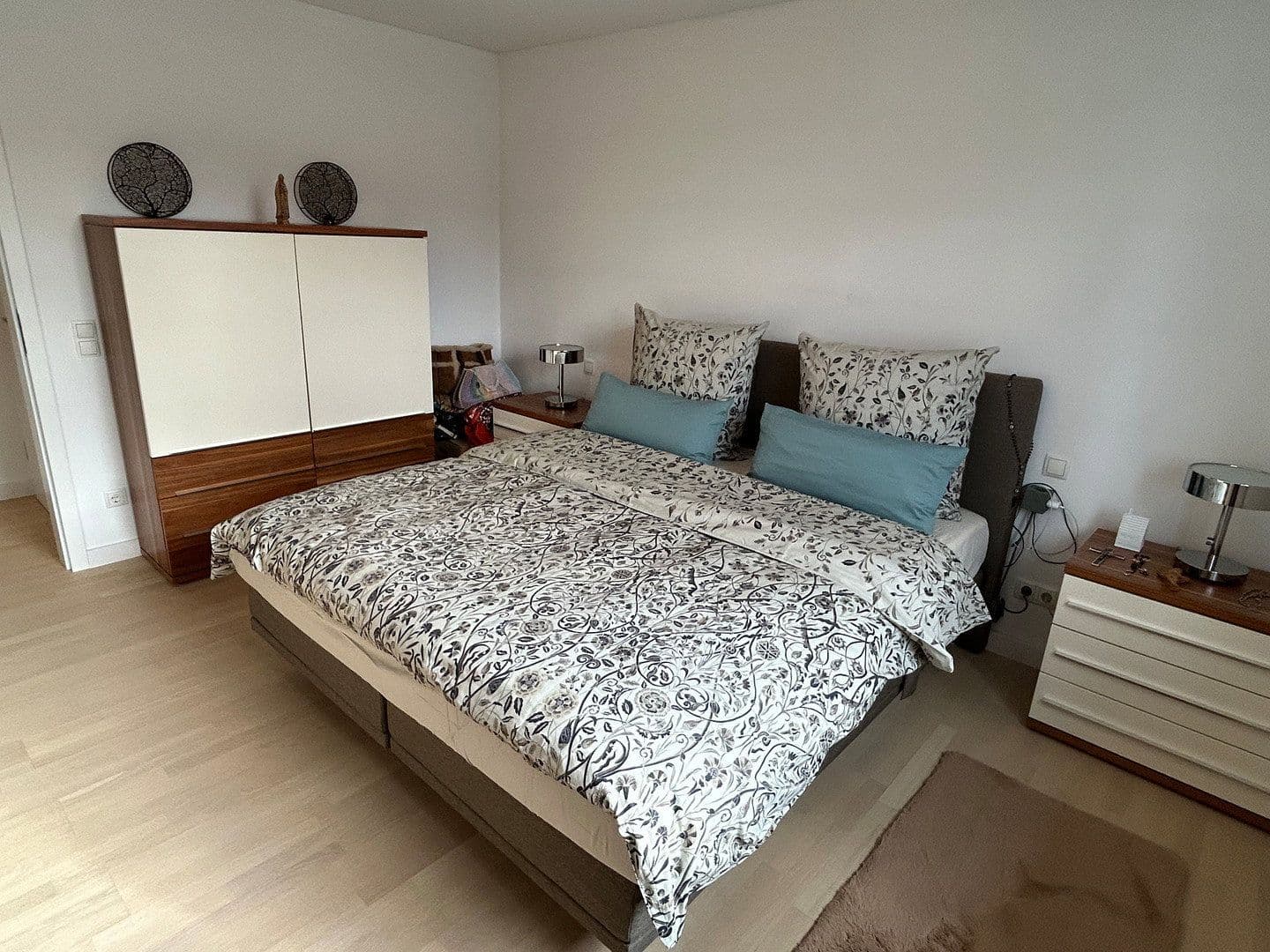 Prenájom bytu 2-izbový 55 m², Meerbusch, Severné Porýnie - Westfálsko Prenájom bytu 2-izbový 55 m², Meerbusch, Severné Porýnie - Westfálsko