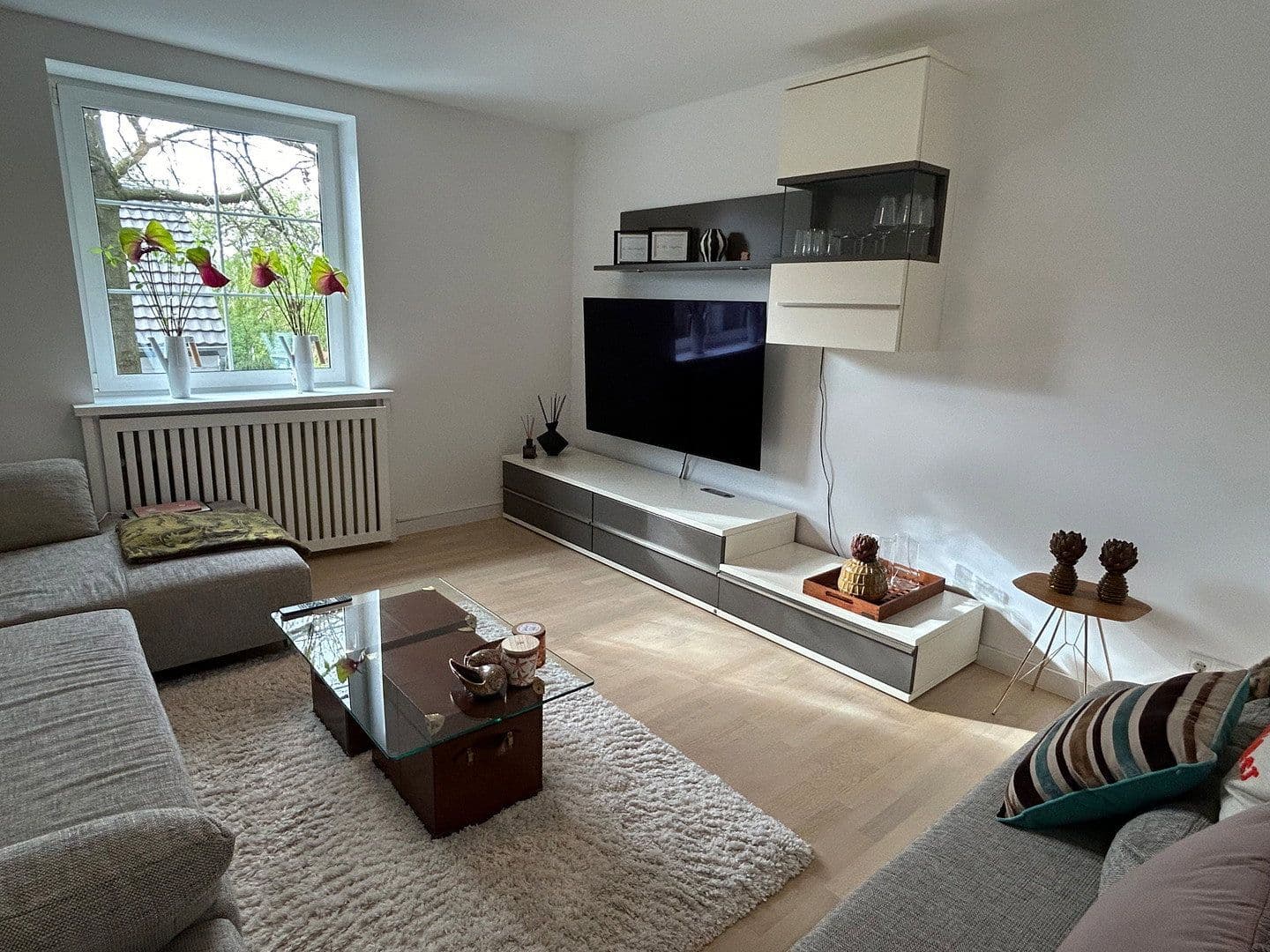 Prenájom bytu 2-izbový 55 m², Meerbusch, Severné Porýnie - Westfálsko Prenájom bytu 2-izbový 55 m², Meerbusch, Severné Porýnie - Westfálsko