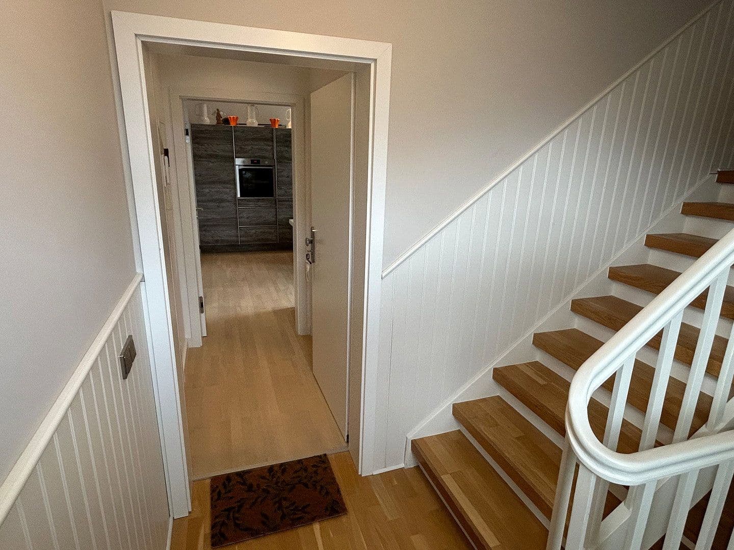 Prenájom bytu 2-izbový 55 m², Meerbusch, Severné Porýnie - Westfálsko Prenájom bytu 2-izbový 55 m², Meerbusch, Severné Porýnie - Westfálsko