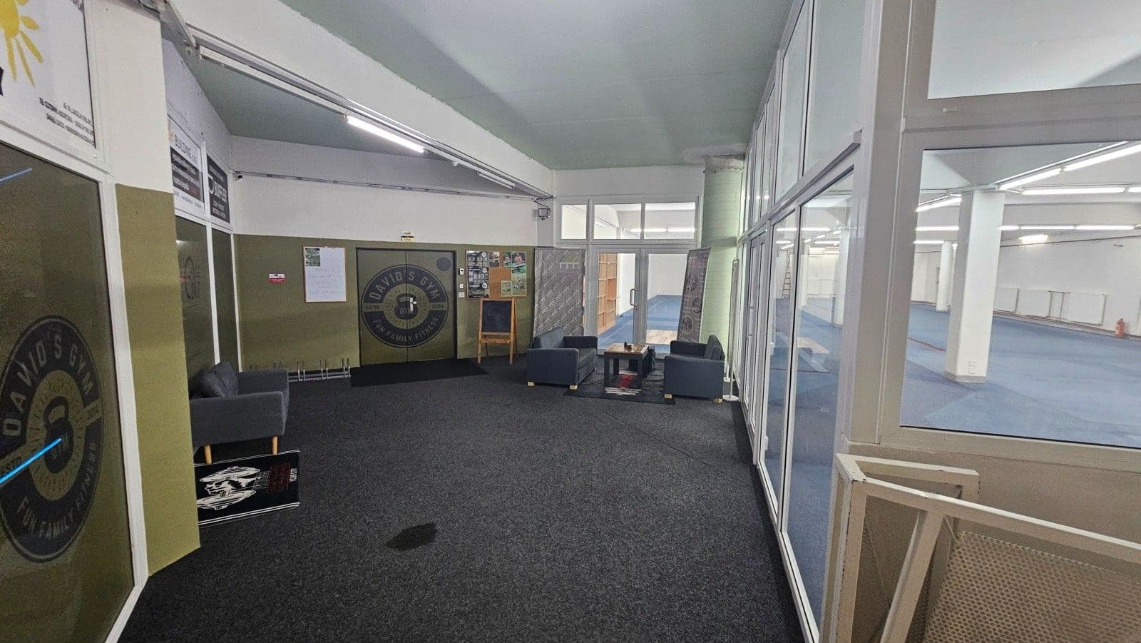 Prenájom nebytového priestoru 430 m², V Jamce, Rakovník, Středočeský kraj Prenájom nebytového priestoru 430 m², V Jamce, Rakovník, Středočeský kraj
