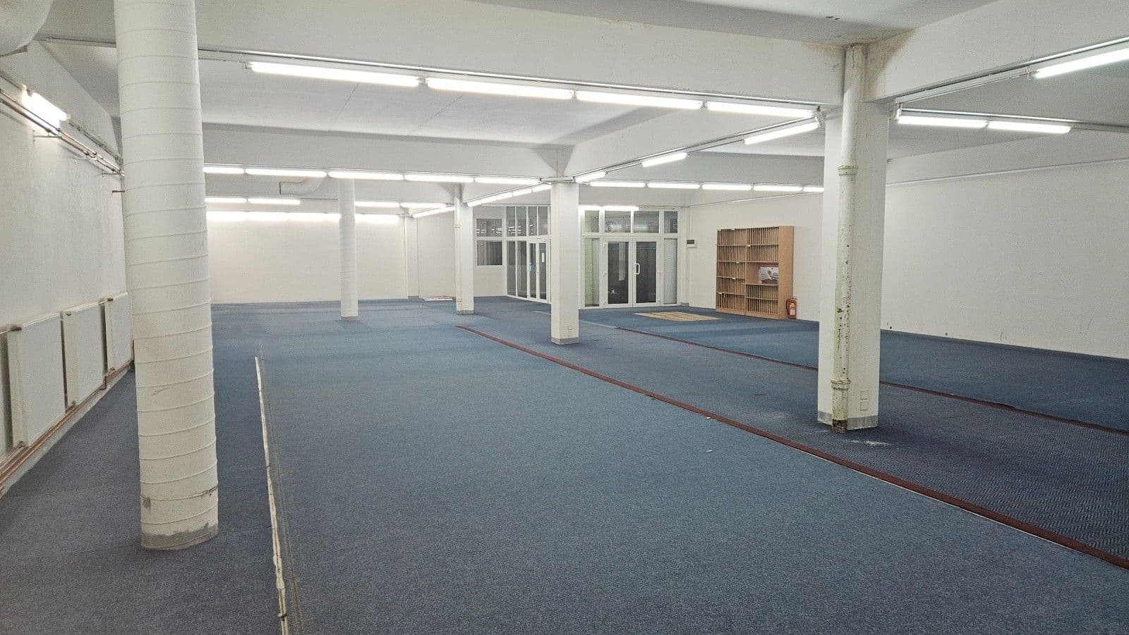 Prenájom nebytového priestoru 430 m², V Jamce, Rakovník, Středočeský kraj Prenájom nebytového priestoru 430 m², V Jamce, Rakovník, Středočeský kraj
