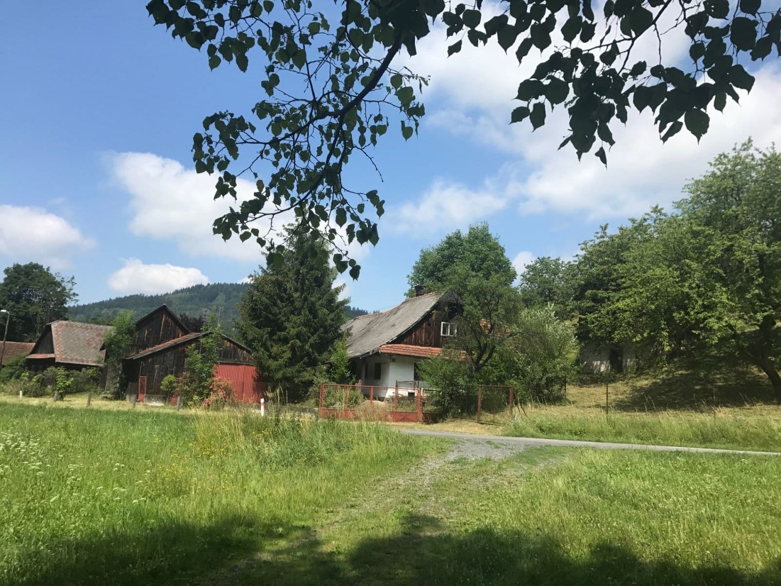 Predaj domu, pozemok 3.707 m², Velká Lhota, Zlínský kraj Predaj domu, pozemok 3.707 m², Velká Lhota, Zlínský kraj
