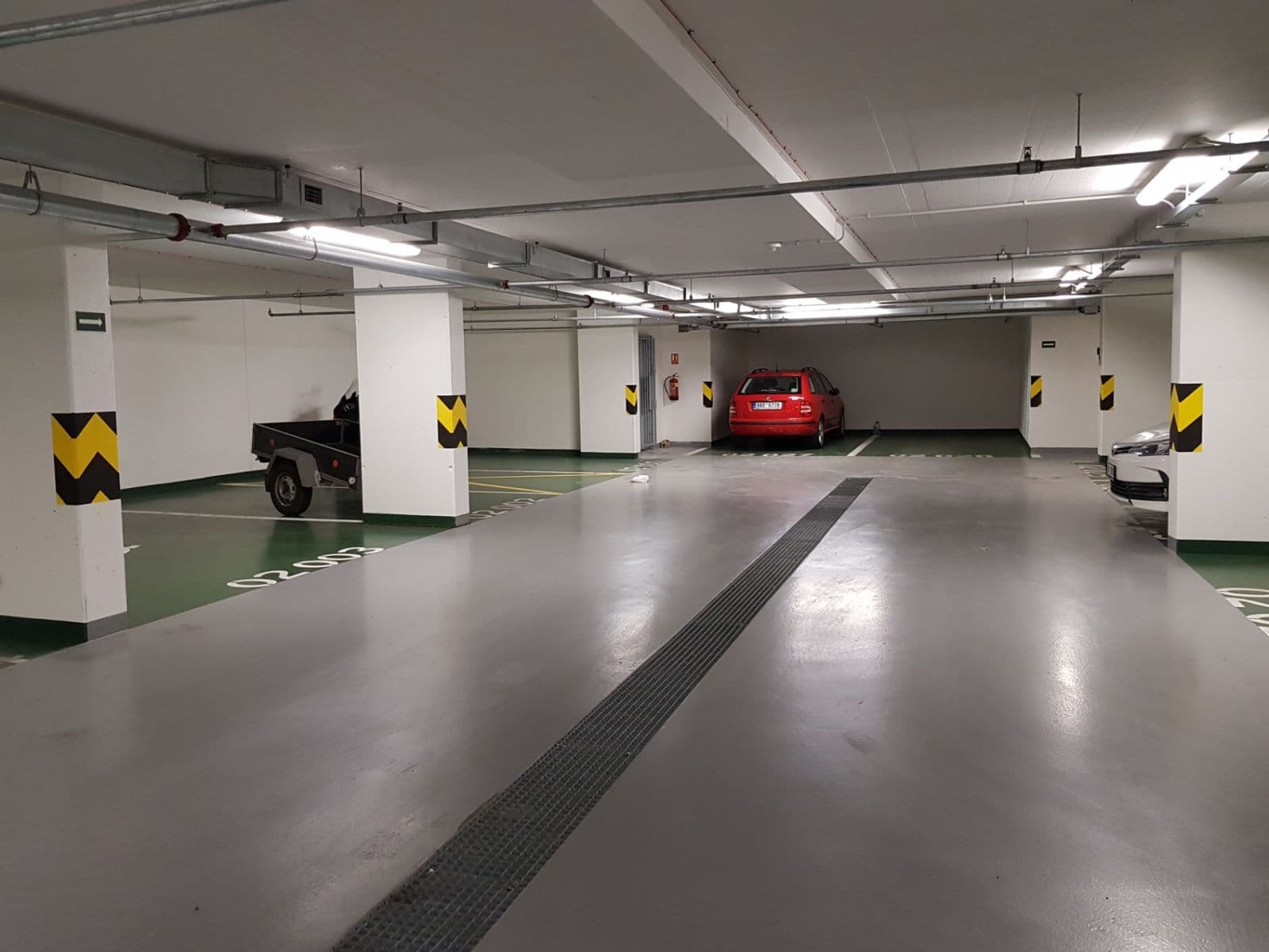 Prenájom garáže 13 m², V Zahrádkách, Praha, Praha Prenájom garáže 13 m², V Zahrádkách, Praha, Praha
