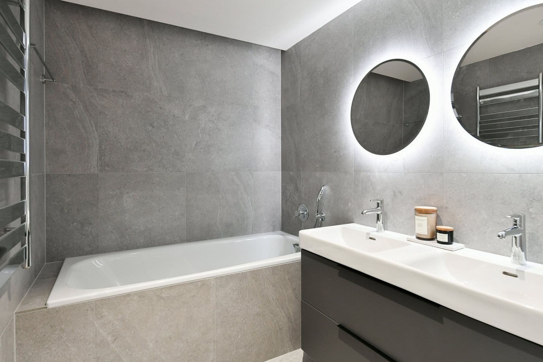 Prenájom bytu 3-izbový 89 m², U Lihovaru, Praha, Praha Prenájom bytu 3-izbový 89 m², U Lihovaru, Praha, Praha