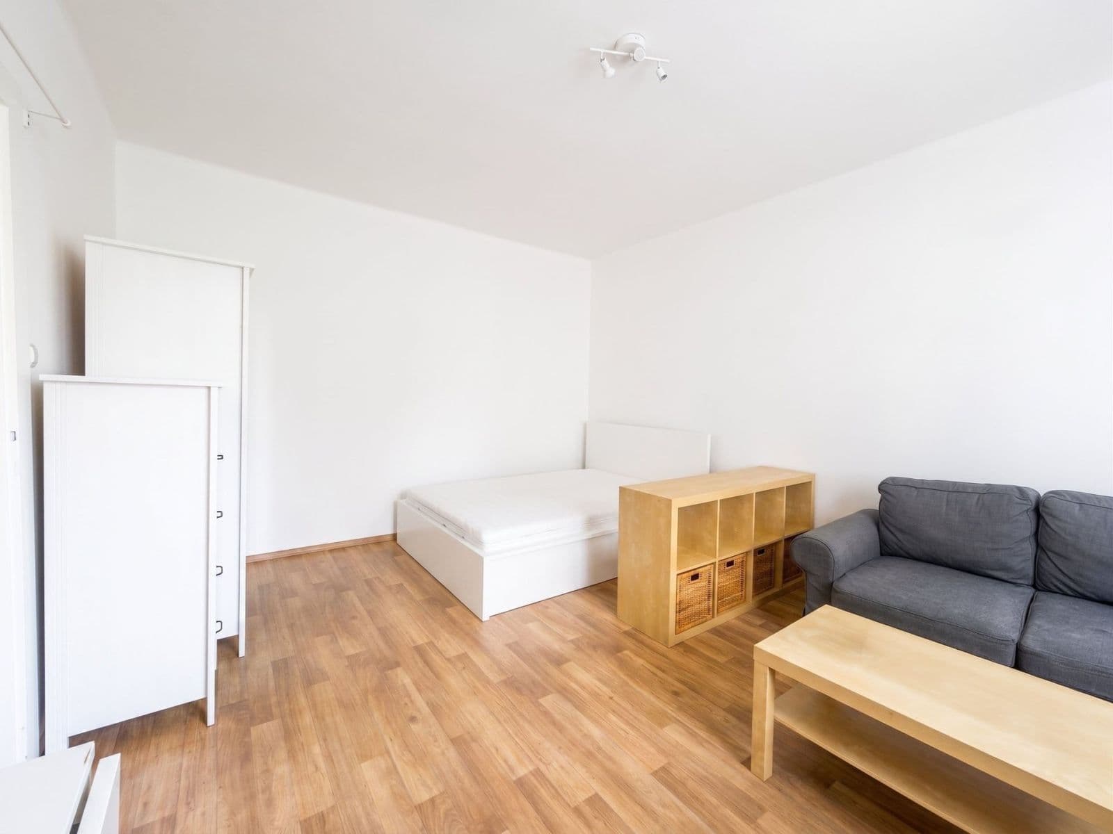 Prenájom bytu 1-izbový 29 m², Jana Želivského, Praha, Praha Prenájom bytu 1-izbový 29 m², Jana Želivského, Praha, Praha