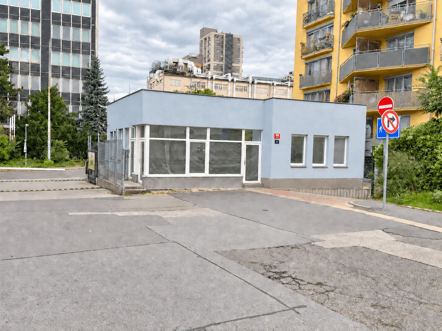 Prenájom nebytového priestoru 120 m², Klečákova, Praha, Praha Prenájom nebytového priestoru 120 m², Klečákova, Praha, Praha