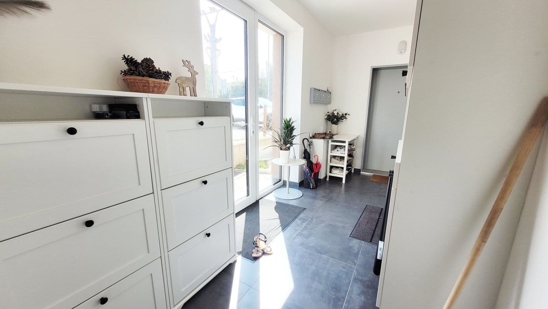 Prenájom bytu 3-izbový 78 m², Na Pastvinách, Svinaře, Středočeský kraj Prenájom bytu 3-izbový 78 m², Na Pastvinách, Svinaře, Středočeský kraj