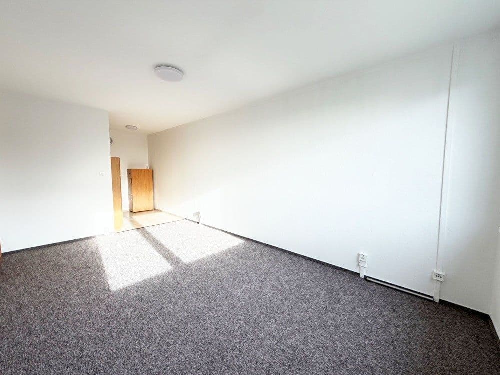 Prenájom bytu 2-izbový 46 m², Krausova, Praha, Praha Prenájom bytu 2-izbový 46 m², Krausova, Praha, Praha