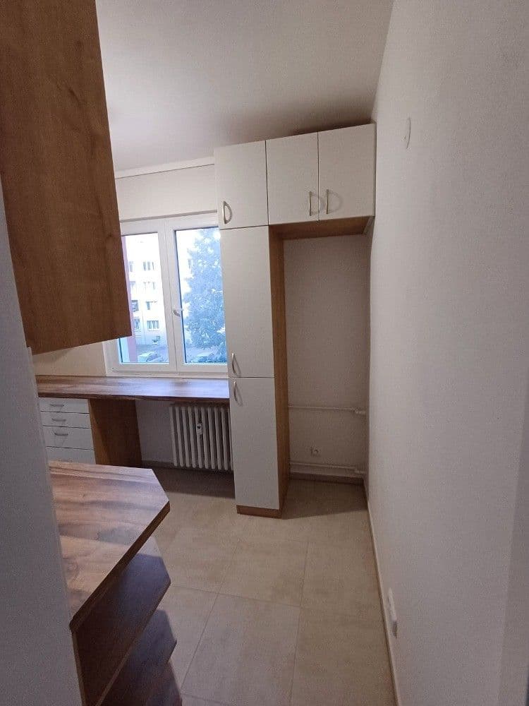 Prenájom bytu 2-izbový 56 m², Maříkova, Praha, Praha Prenájom bytu 2-izbový 56 m², Maříkova, Praha, Praha