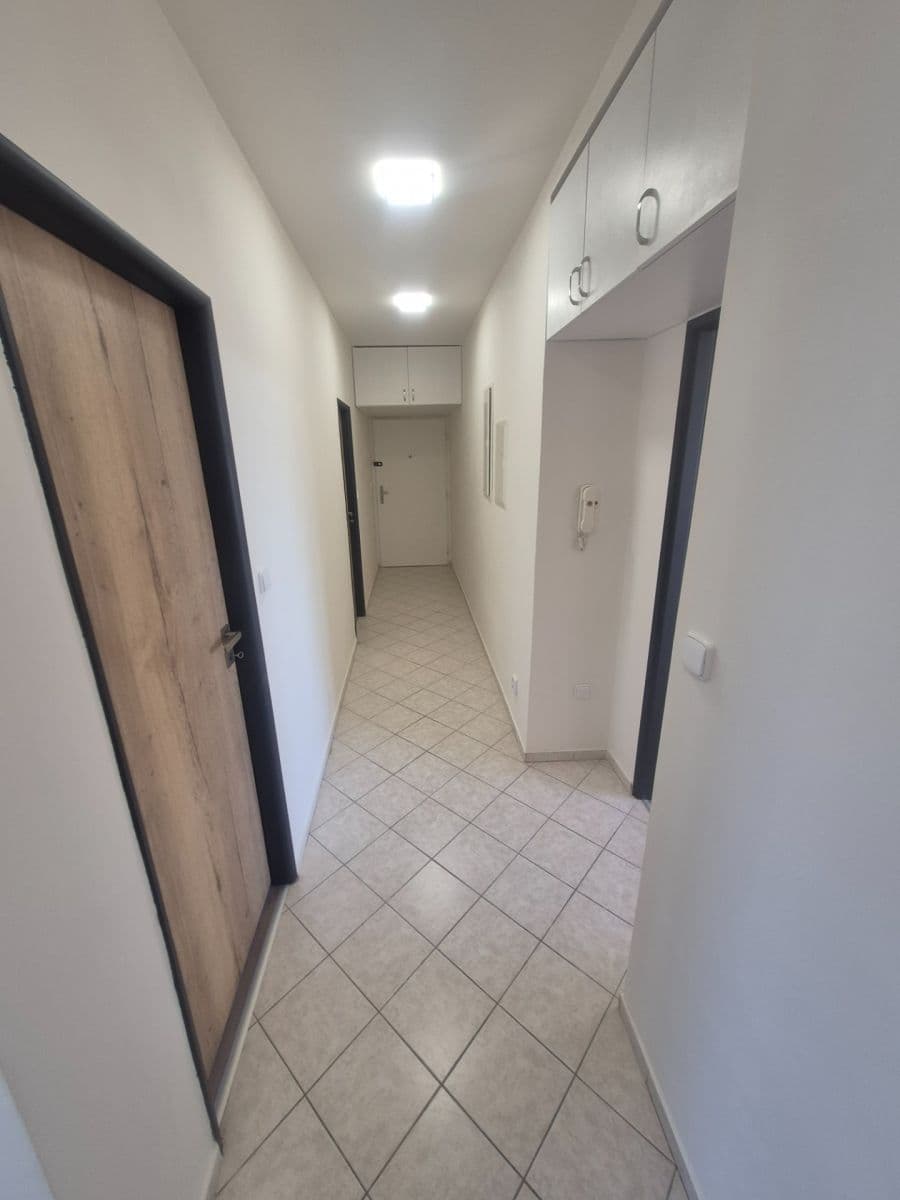 Prenájom bytu 3-izbový 75 m², Královická, Praha, Praha Prenájom bytu 3-izbový 75 m², Královická, Praha, Praha