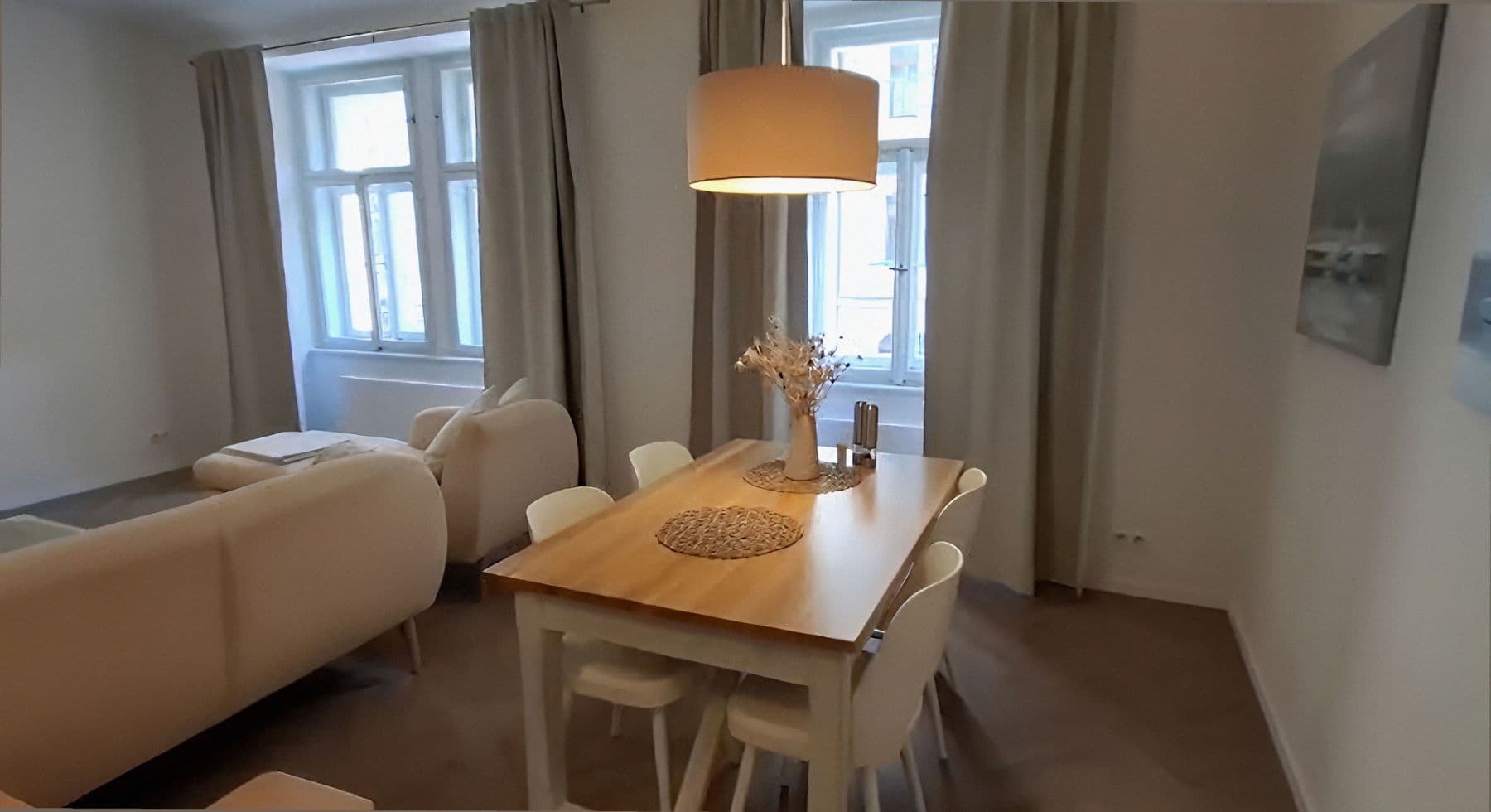 Prenájom bytu 2-izbový 84 m², Valentinská, Praha, Praha Prenájom bytu 2-izbový 84 m², Valentinská, Praha, Praha