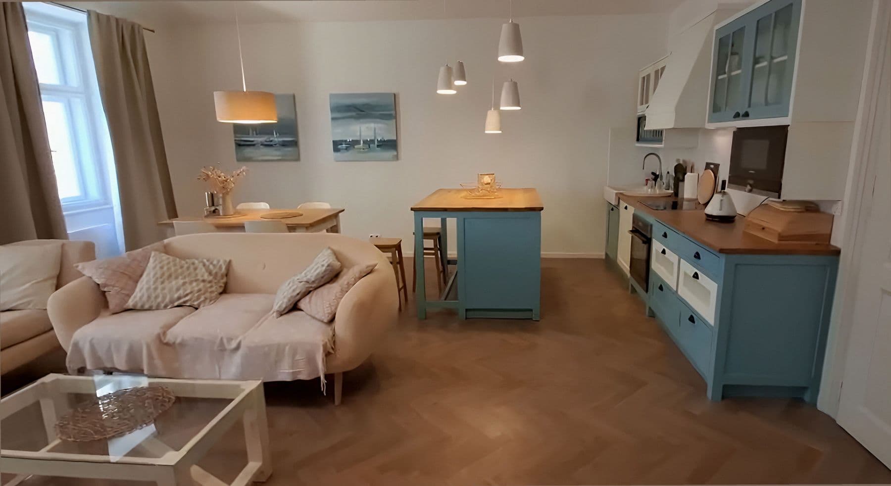 Prenájom bytu 2-izbový 84 m², Valentinská, Praha, Praha Prenájom bytu 2-izbový 84 m², Valentinská, Praha, Praha