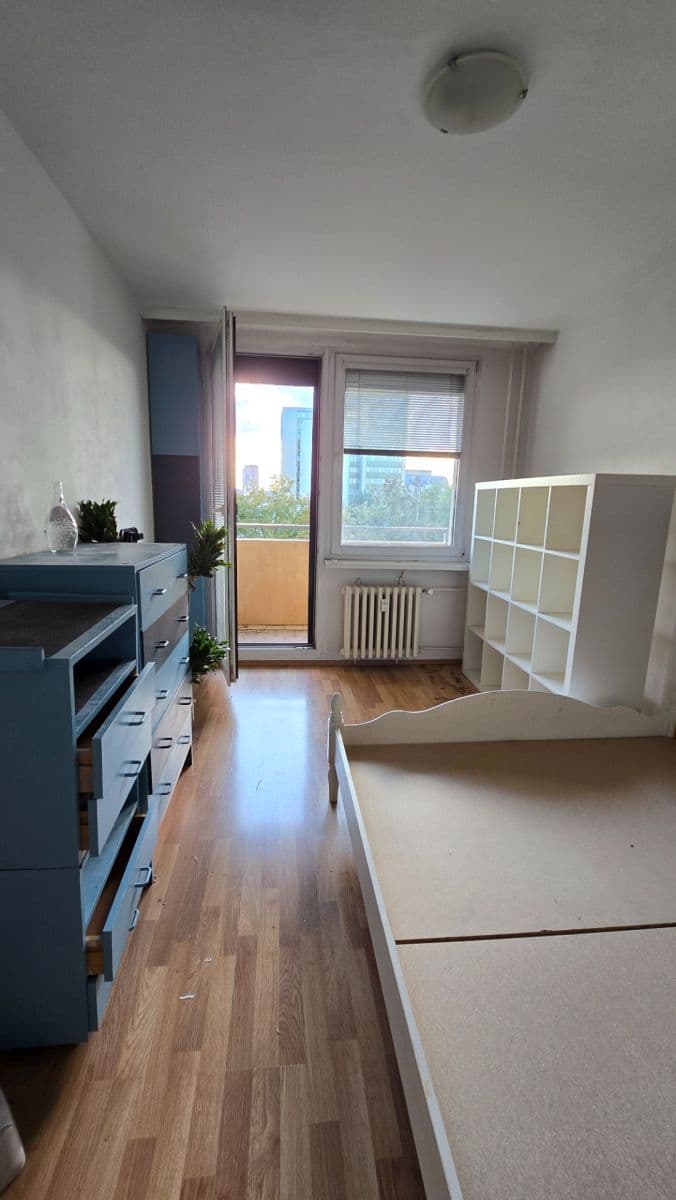 Prenájom bytu 3-izbový 65 m², Zelený pruh, Praha, Praha Prenájom bytu 3-izbový 65 m², Zelený pruh, Praha, Praha