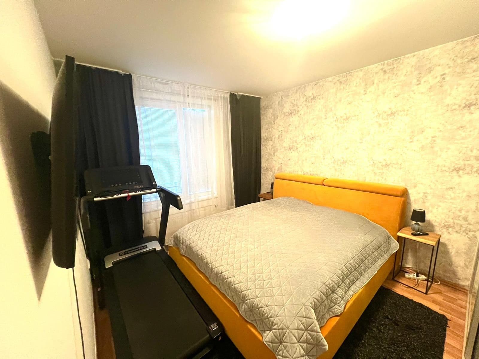 Prenájom bytu 3-izbový 80 m², Babická, Praha, Praha Prenájom bytu 3-izbový 80 m², Babická, Praha, Praha