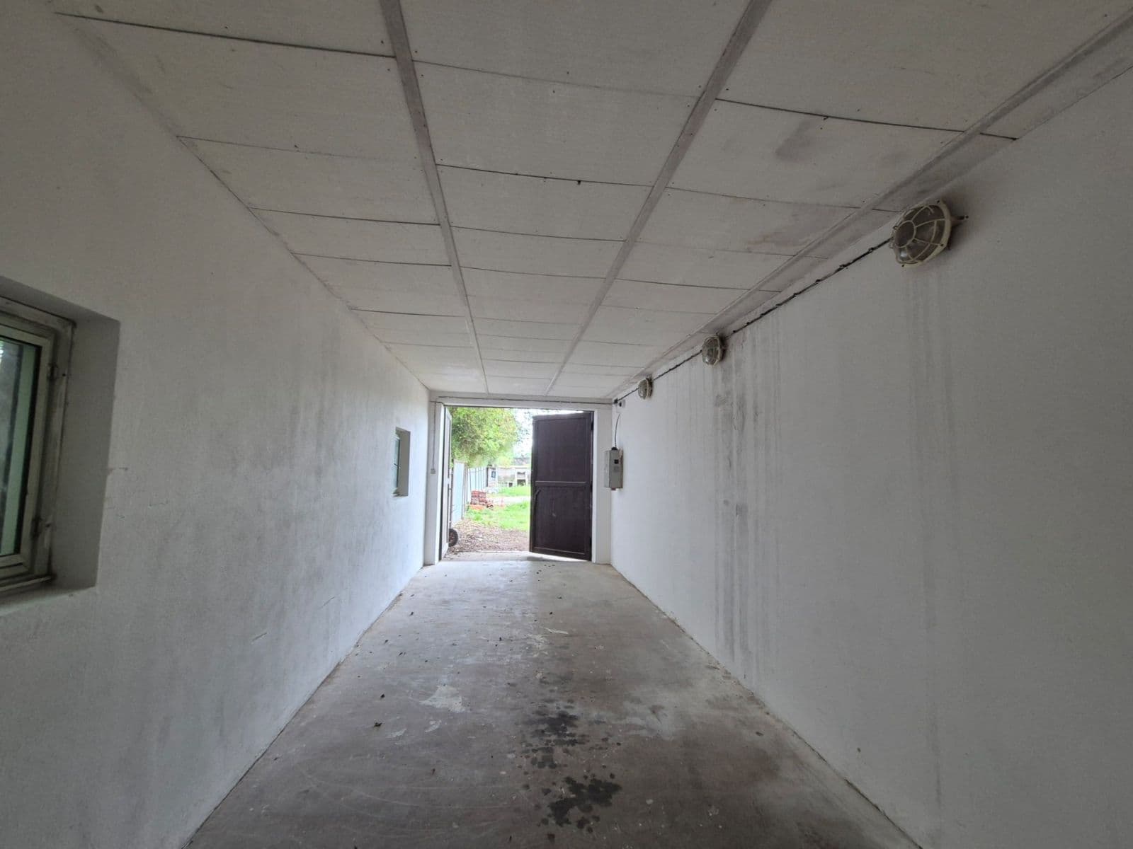 Prenájom nebytového priestoru 510 m², Náves sv. Petra a Pavla, Zlatníky-Hodkovice, Středočeský kraj Prenájom nebytového priestoru 510 m², Náves sv. Petra a Pavla, Zlatníky-Hodkovice, Středočeský kraj