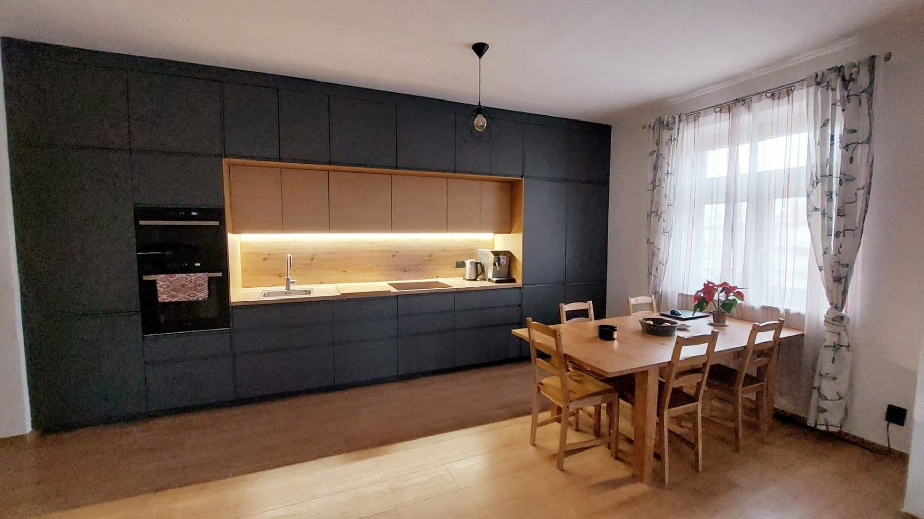Predaj bytu 3-izbový 104 m², Na Rozcestí, Praha, Praha Predaj bytu 3-izbový 104 m², Na Rozcestí, Praha, Praha
