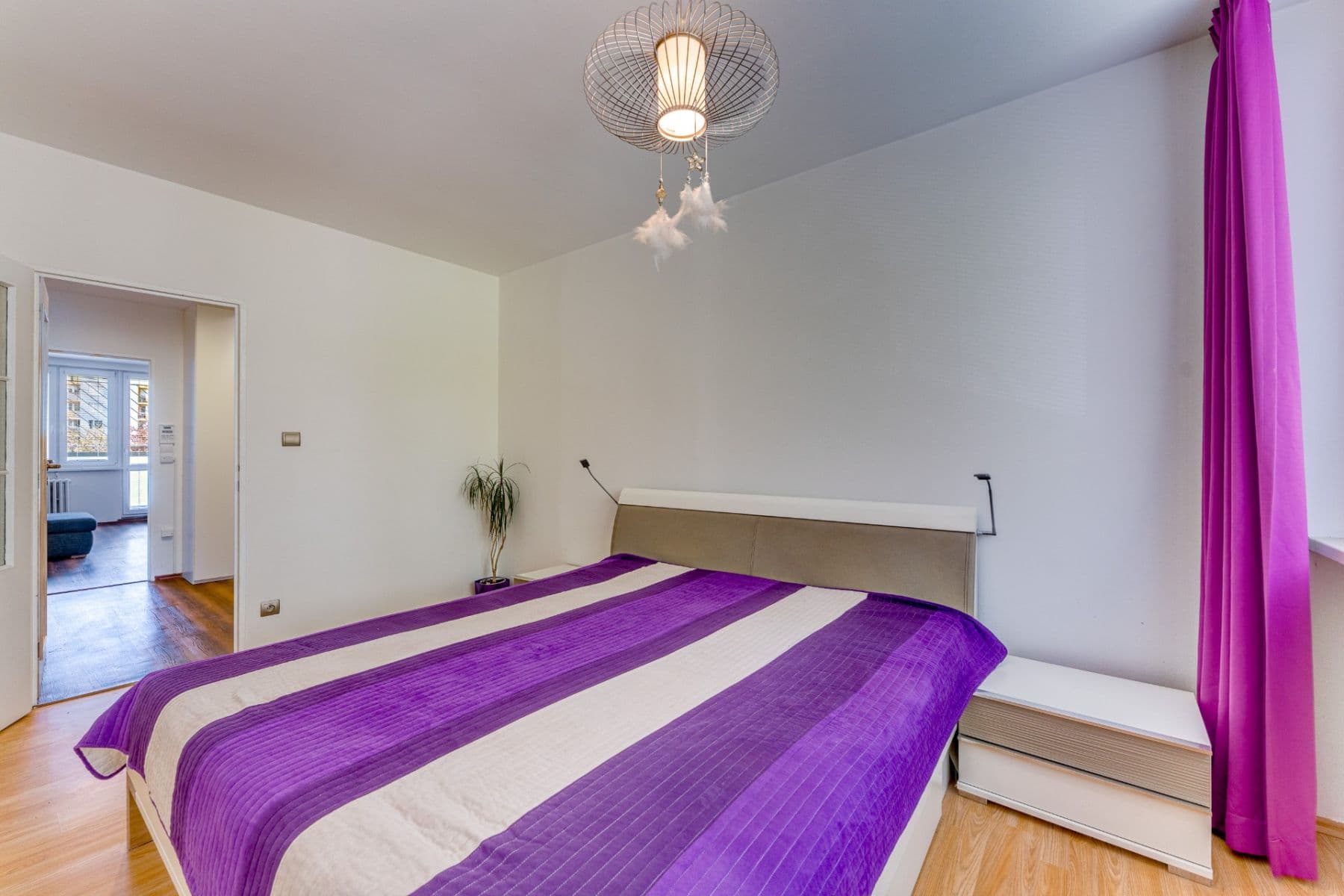 Predaj bytu 3-izbový 80 m², Suchý vršek, Praha, Praha Predaj bytu 3-izbový 80 m², Suchý vršek, Praha, Praha