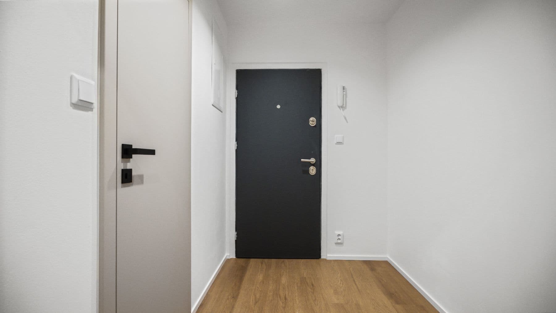 Predaj bytu 2-izbový 43 m², Zimova, Praha, Praha Predaj bytu 2-izbový 43 m², Zimova, Praha, Praha