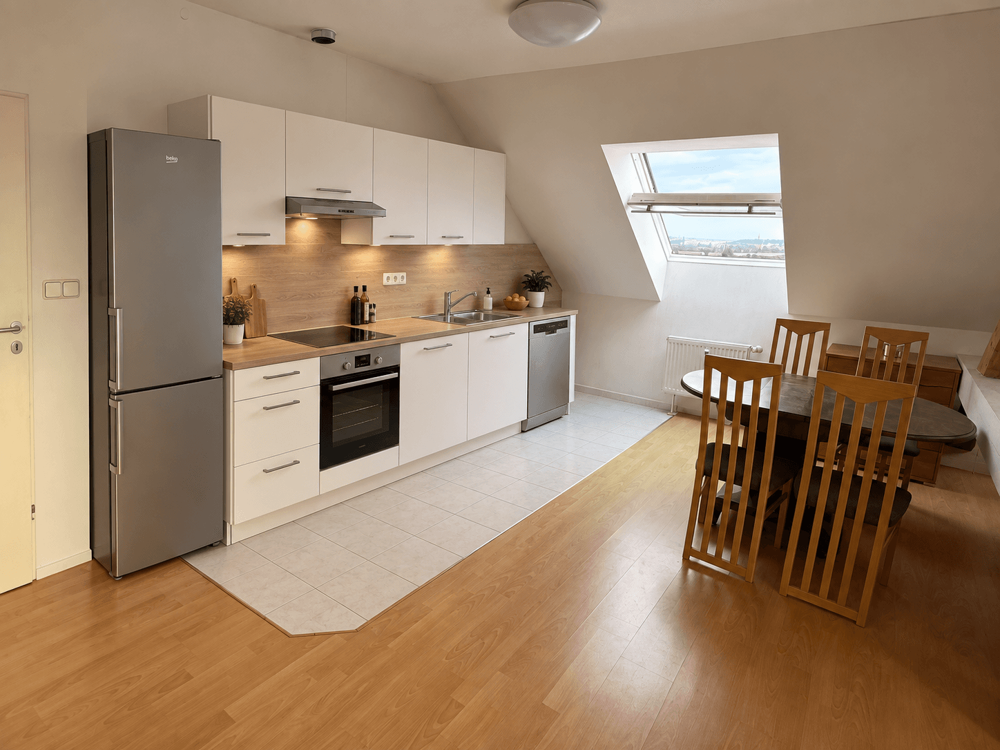 Prenájom bytu 3-izbový 97 m², K Horoměřicům, Praha, Praha Prenájom bytu 3-izbový 97 m², K Horoměřicům, Praha, Praha