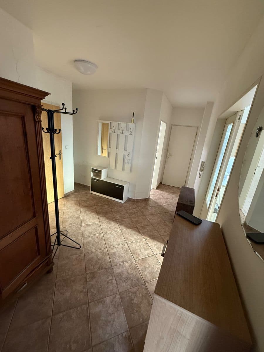 Prenájom bytu 3-izbový 97 m², K Horoměřicům, Praha, Praha Prenájom bytu 3-izbový 97 m², K Horoměřicům, Praha, Praha