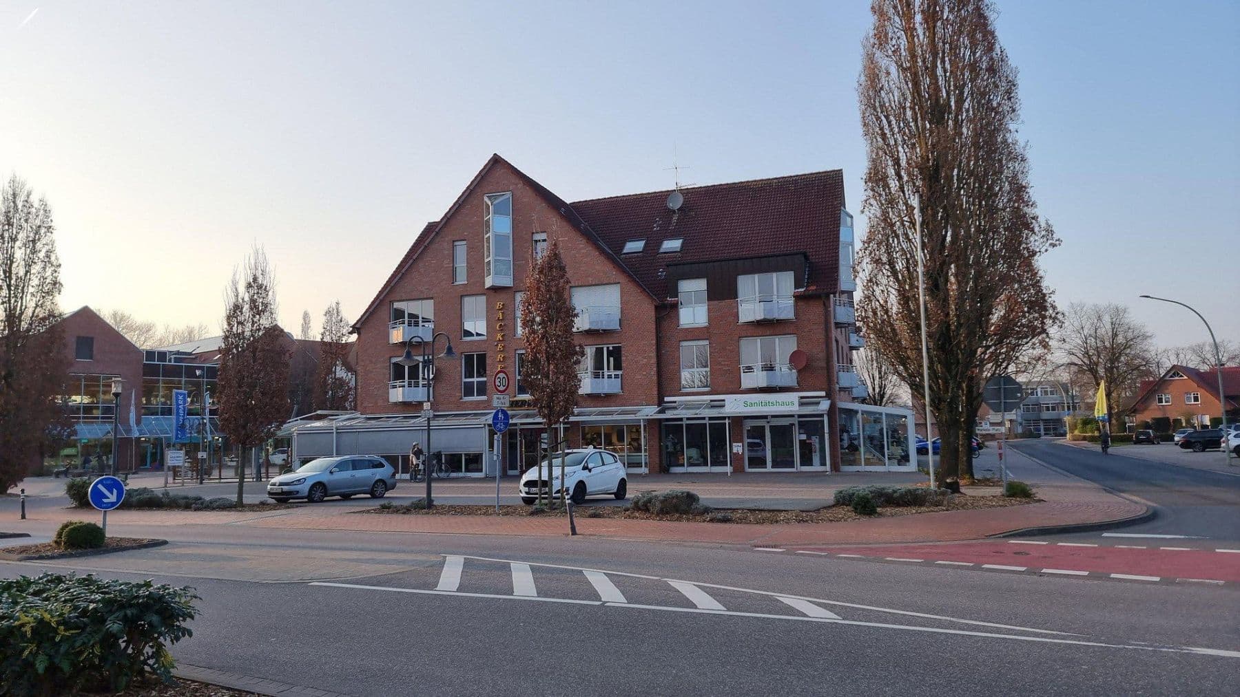 Prenájom kancelárie 86 m², Markelo-Platz 7, Spelle, Dolné Sasko Prenájom kancelárie 86 m², Markelo-Platz 7, Spelle, Dolné Sasko
