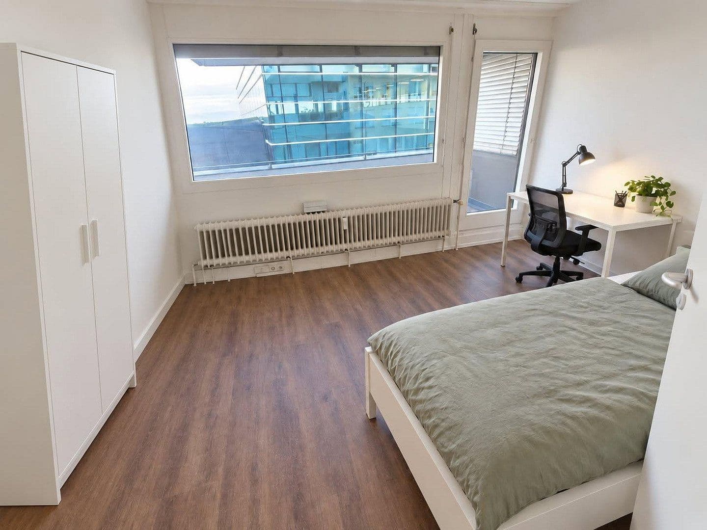 Prenájom bytu 6-izbový 123 m², Karlstr. 59, Friedrichshafen, Bádensko-Wurttembersko Prenájom bytu 6-izbový 123 m², Karlstr. 59, Friedrichshafen, Bádensko-Wurttembersko