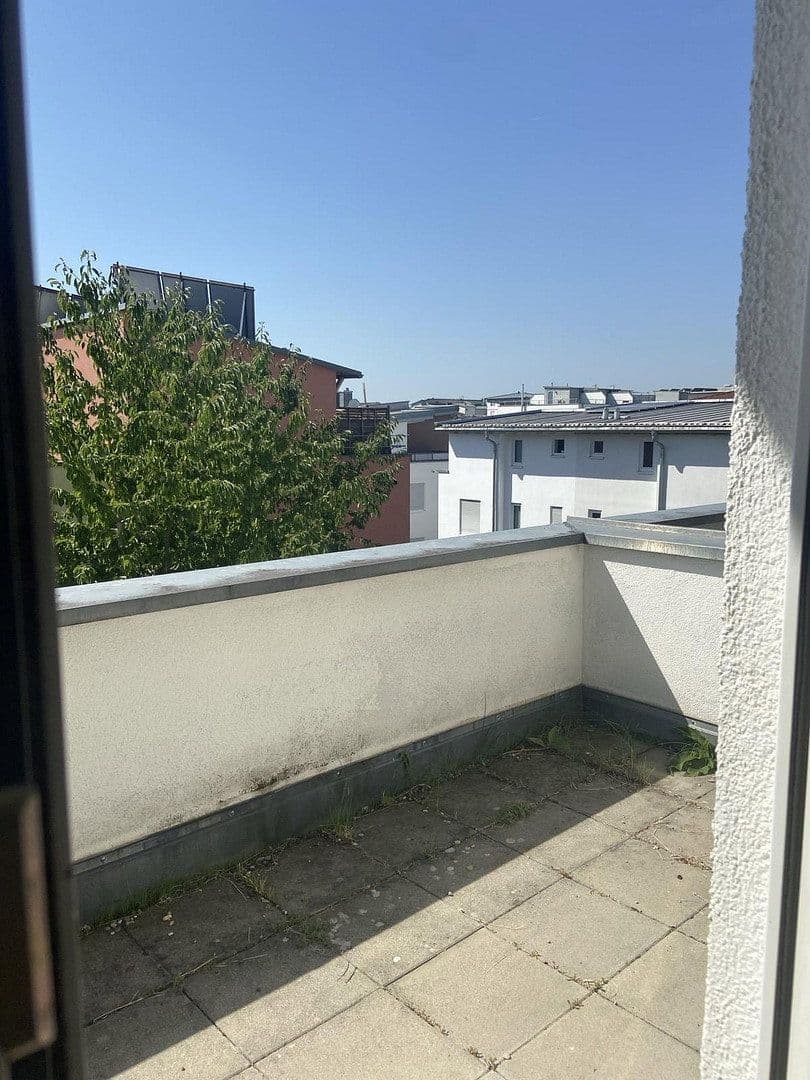 Predaj domu 121 m², pozemok 117 m², Marshakkstr.70, Neu-Ulm, Bavorsko Predaj domu 121 m², pozemok 117 m², Marshakkstr.70, Neu-Ulm, Bavorsko