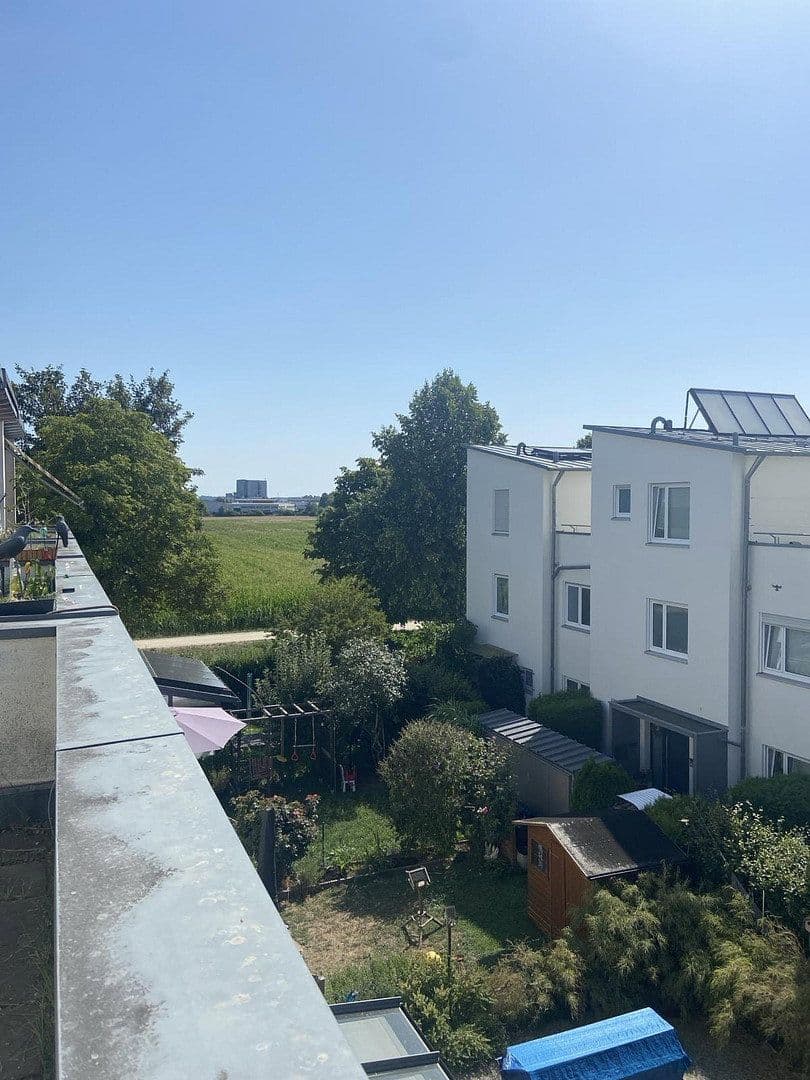 Predaj domu 121 m², pozemok 117 m², Marshakkstr.70, Neu-Ulm, Bavorsko Predaj domu 121 m², pozemok 117 m², Marshakkstr.70, Neu-Ulm, Bavorsko