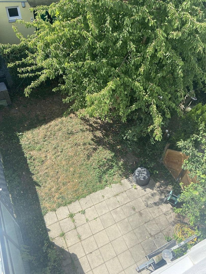 Predaj domu 121 m², pozemok 117 m², Marshakkstr.70, Neu-Ulm, Bavorsko Predaj domu 121 m², pozemok 117 m², Marshakkstr.70, Neu-Ulm, Bavorsko