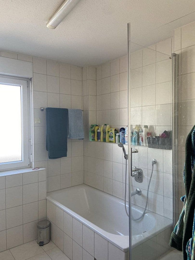 Predaj domu 121 m², pozemok 117 m², Marshakkstr.70, Neu-Ulm, Bavorsko Predaj domu 121 m², pozemok 117 m², Marshakkstr.70, Neu-Ulm, Bavorsko