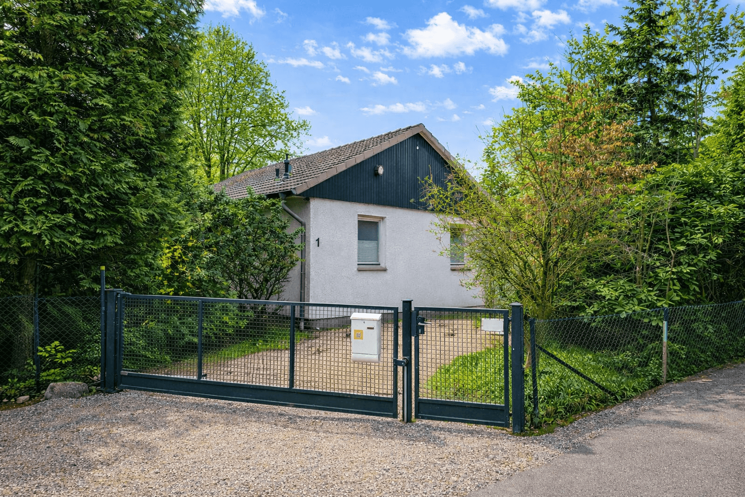 Predaj domu 90 m², pozemok 600 m², Buchholz in der Nordheide, Dolné Sasko Predaj domu 90 m², pozemok 600 m², Buchholz in der Nordheide, Dolné Sasko