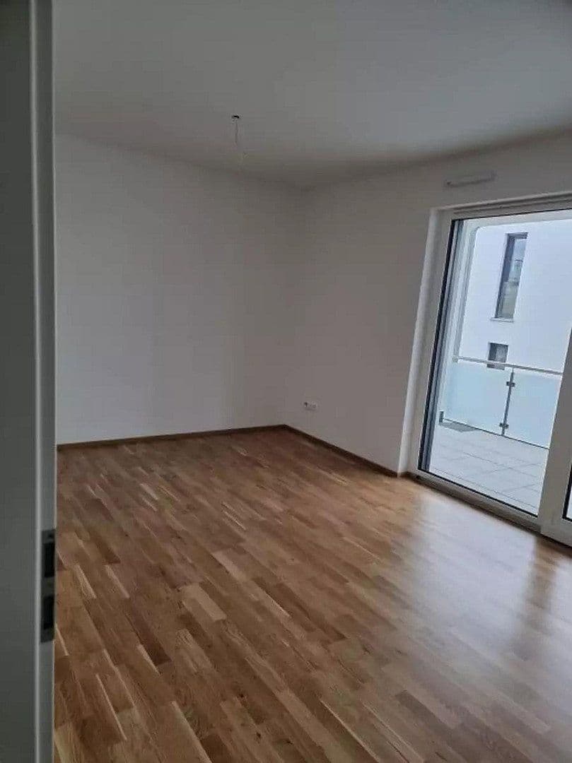 Prenájom bytu 2-izbový 68 m², Ulmerstr., Villingen-Schwenningen, Bádensko-Wurttembersko Prenájom bytu 2-izbový 68 m², Ulmerstr., Villingen-Schwenningen, Bádensko-Wurttembersko