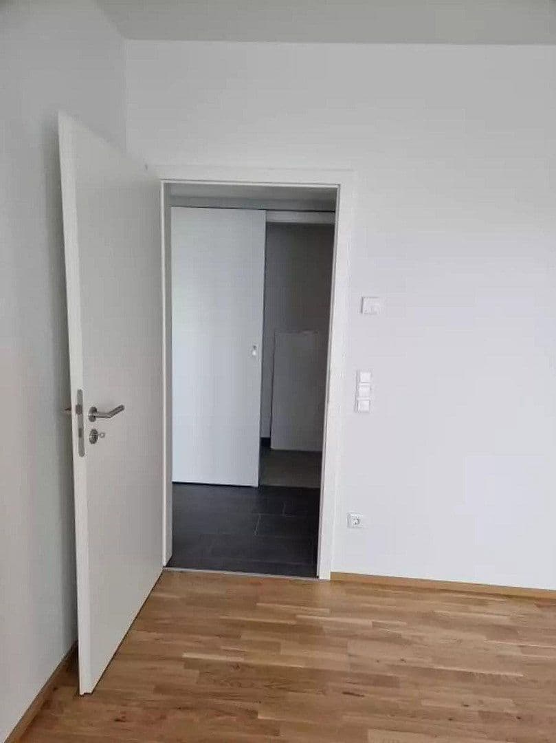 Prenájom bytu 2-izbový 68 m², Ulmerstr., Villingen-Schwenningen, Bádensko-Wurttembersko Prenájom bytu 2-izbový 68 m², Ulmerstr., Villingen-Schwenningen, Bádensko-Wurttembersko