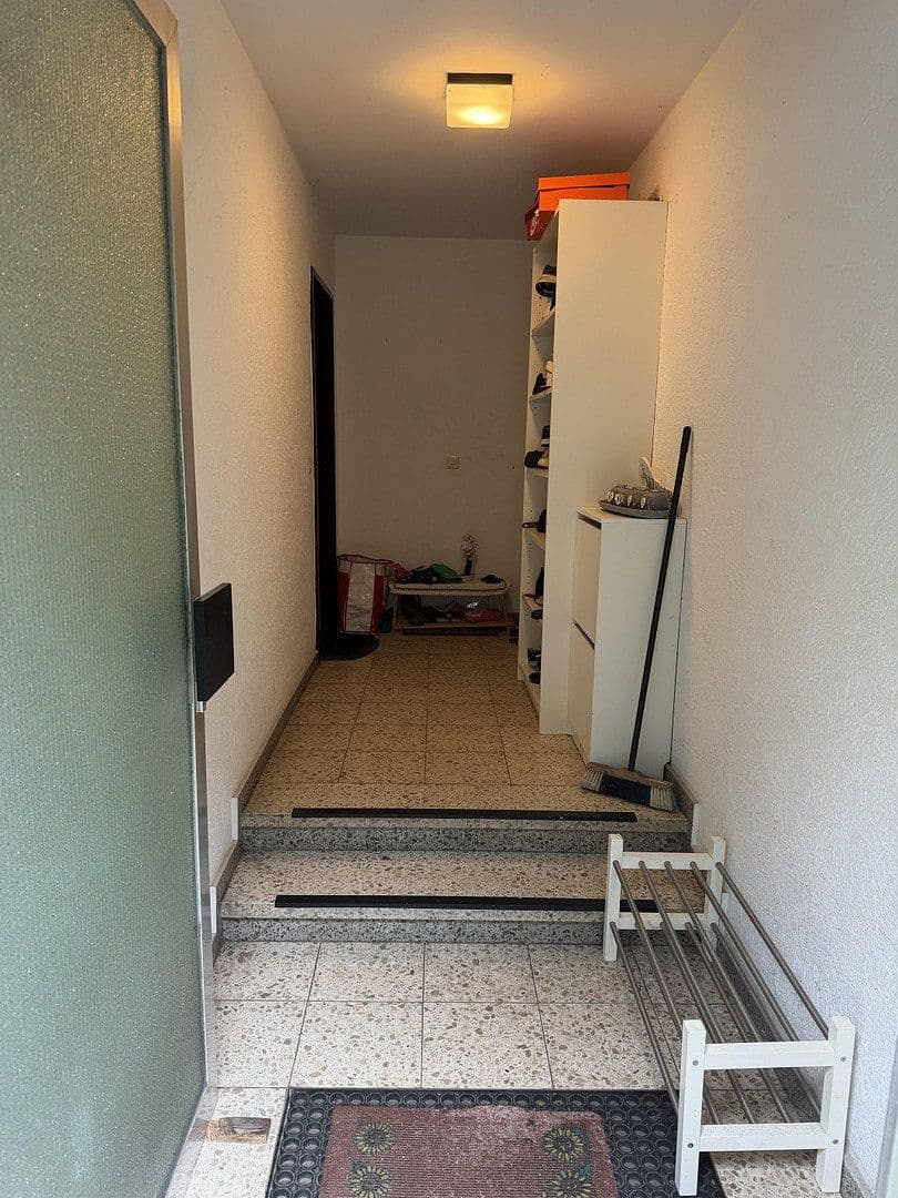 Prenájom bytu 2-izbový 43 m², Ittertalstraße 138, Solingen, Severné Porýnie - Westfálsko Prenájom bytu 2-izbový 43 m², Ittertalstraße 138, Solingen, Severné Porýnie - Westfálsko