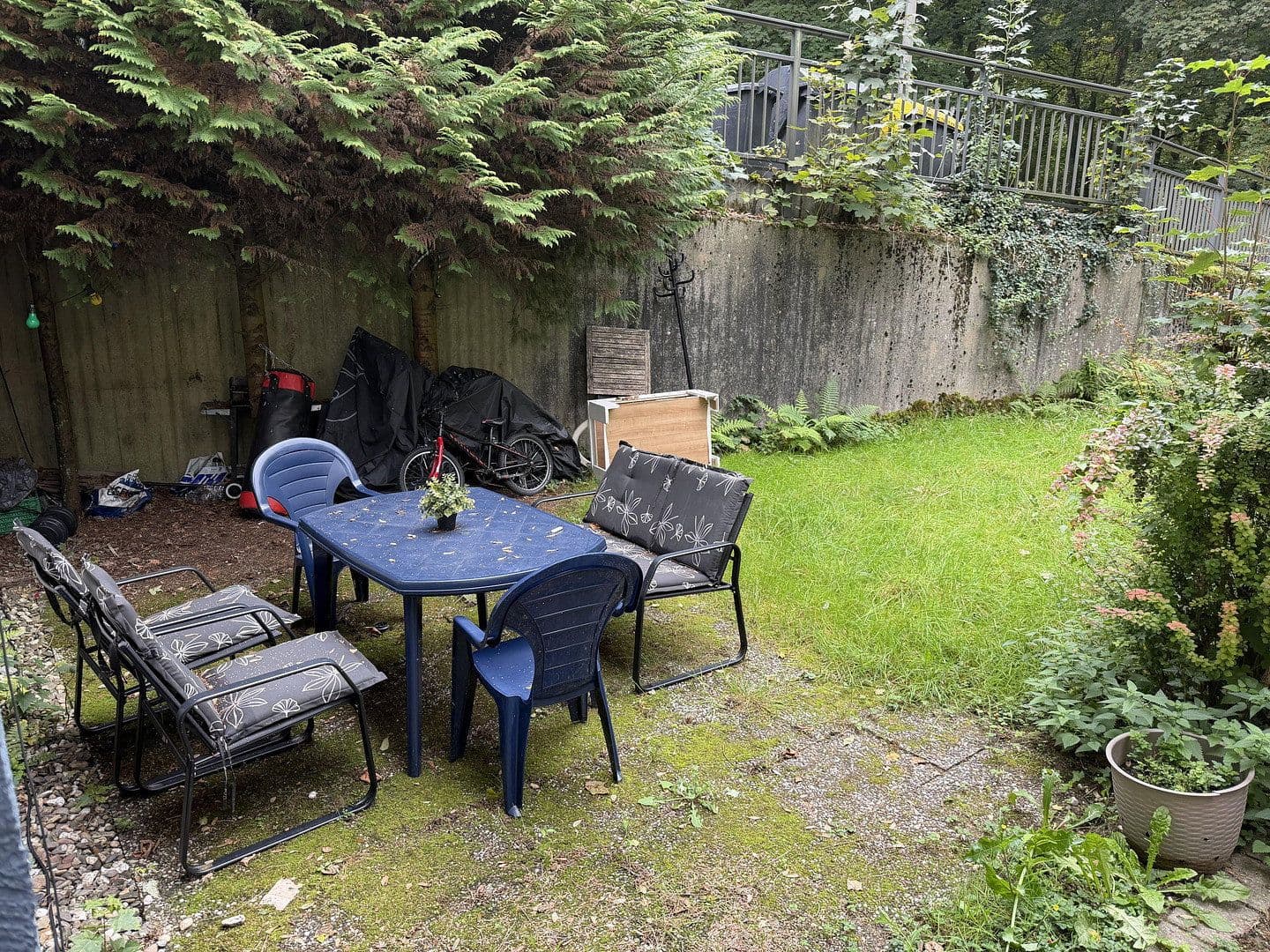 Prenájom bytu 2-izbový 43 m², Ittertalstraße 138, Solingen, Severné Porýnie - Westfálsko Prenájom bytu 2-izbový 43 m², Ittertalstraße 138, Solingen, Severné Porýnie - Westfálsko