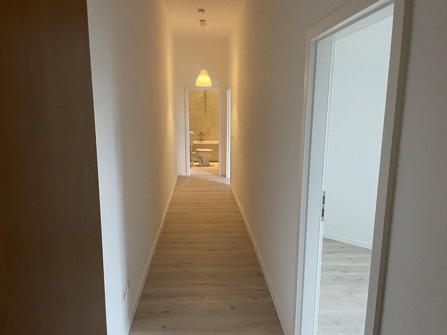 Prenájom bytu 2-izbový 56 m², Magdeburg, Sasko-Anhaltsko Prenájom bytu 2-izbový 56 m², Magdeburg, Sasko-Anhaltsko