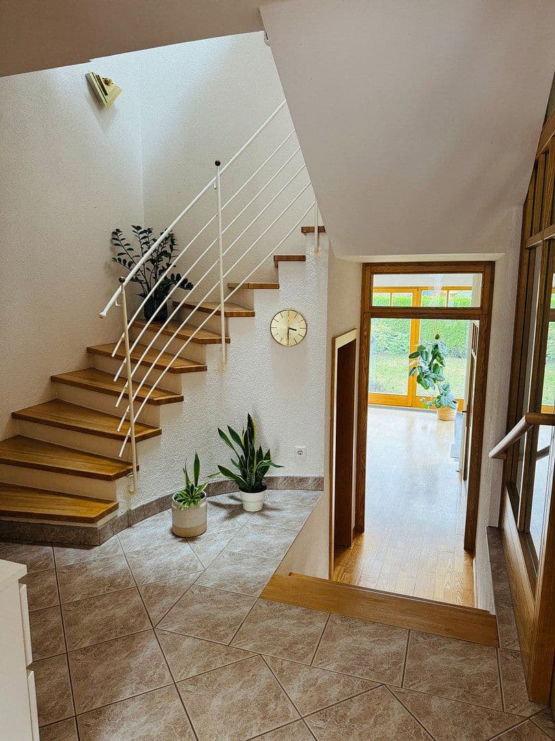 Prenájom domu 147 m², pozemok 252 m², Absam, Tirolsko Prenájom domu 147 m², pozemok 252 m², Absam, Tirolsko