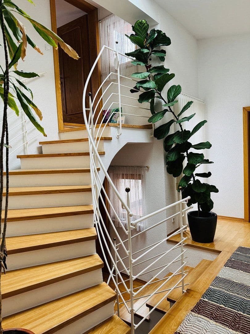 Prenájom domu 147 m², pozemok 252 m², Absam, Tirolsko Prenájom domu 147 m², pozemok 252 m², Absam, Tirolsko