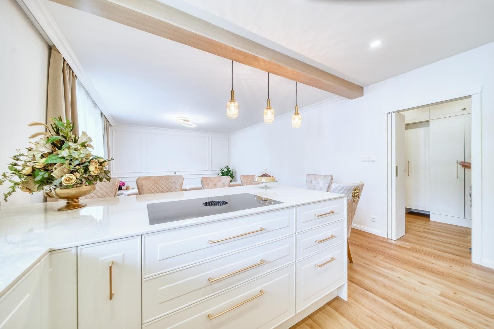 Prenájom bytu 3-izbový 70 m², Kladenská, Praha, Praha Prenájom bytu 3-izbový 70 m², Kladenská, Praha, Praha