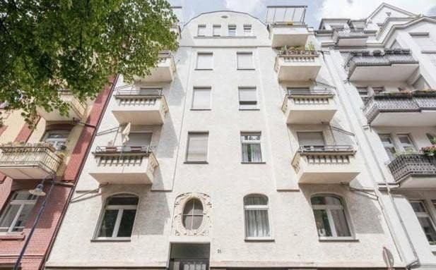Prenájom bytu 4-izbový 124 m², Goebenstraße 31, Wiesbaden, Hesensko Prenájom bytu 4-izbový 124 m², Goebenstraße 31, Wiesbaden, Hesensko