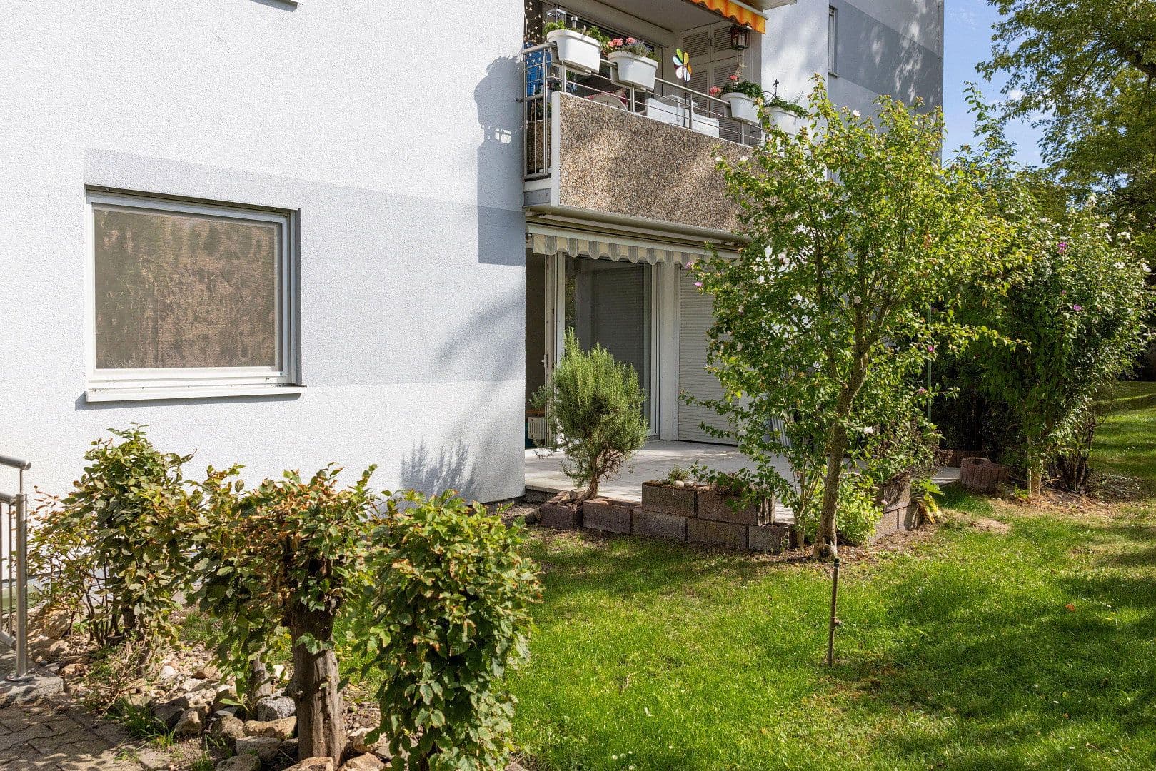 Prenájom bytu 4-izbový 101 m², Hans-Purrmann-Straße 4, Frankenthal (Pfalz), Porýnie-Falcko Prenájom bytu 4-izbový 101 m², Hans-Purrmann-Straße 4, Frankenthal (Pfalz), Porýnie-Falcko