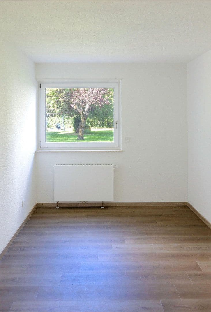 Prenájom bytu 4-izbový 101 m², Hans-Purrmann-Straße 4, Frankenthal (Pfalz), Porýnie-Falcko Prenájom bytu 4-izbový 101 m², Hans-Purrmann-Straße 4, Frankenthal (Pfalz), Porýnie-Falcko