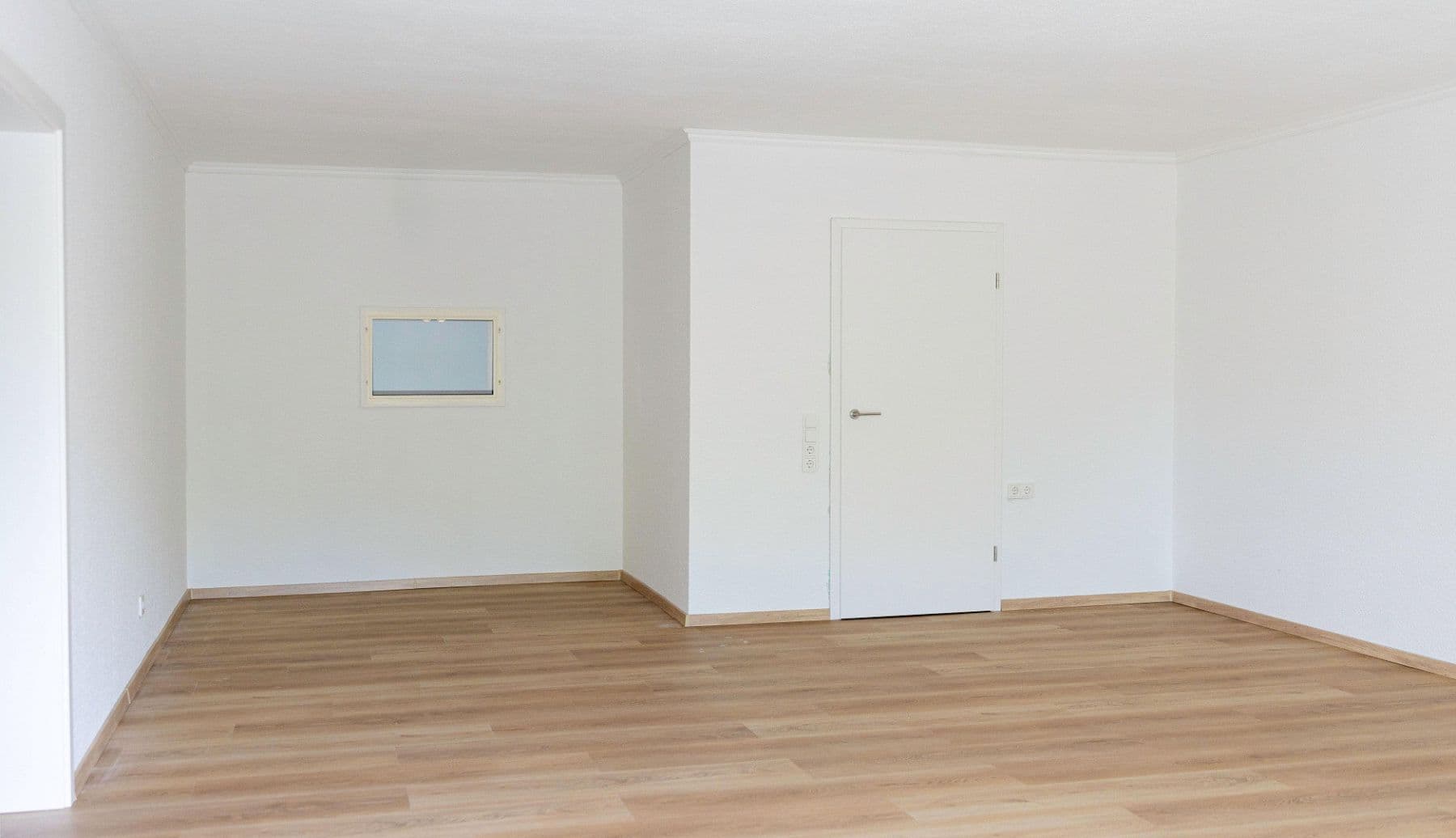 Prenájom bytu 4-izbový 101 m², Hans-Purrmann-Straße 4, Frankenthal (Pfalz), Porýnie-Falcko Prenájom bytu 4-izbový 101 m², Hans-Purrmann-Straße 4, Frankenthal (Pfalz), Porýnie-Falcko