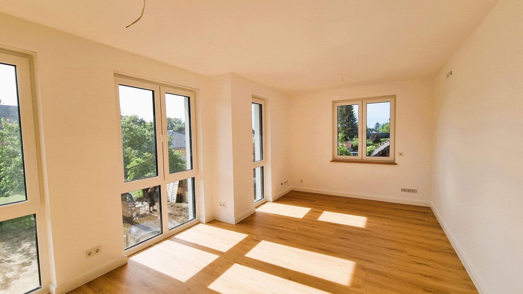 Prenájom bytu 3-izbový 94 m², Fredersdorf-Vogelsdorf, Brandenbursko Prenájom bytu 3-izbový 94 m², Fredersdorf-Vogelsdorf, Brandenbursko